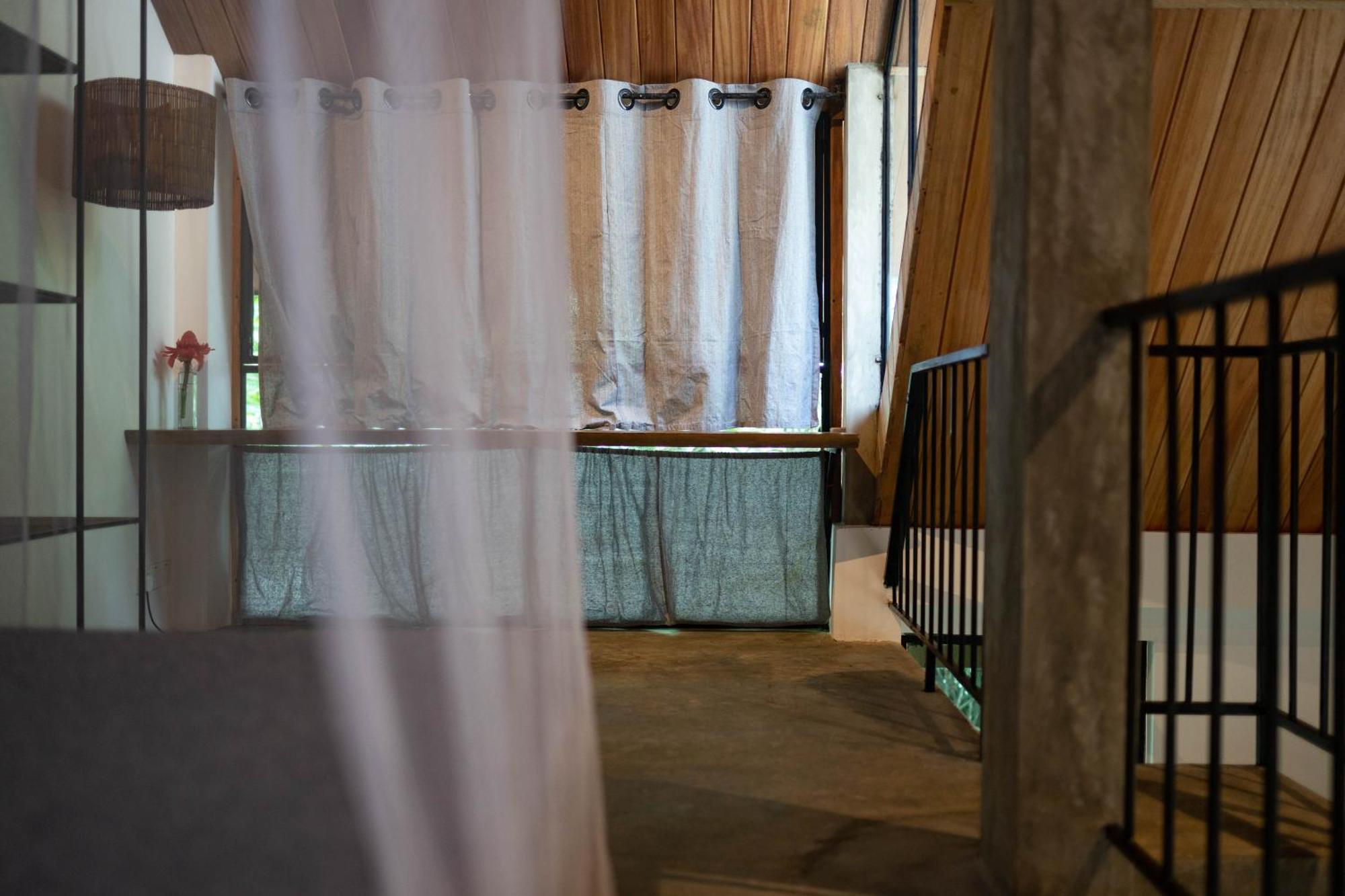 Voda Hotel Unawatuna Ngoại thất bức ảnh
